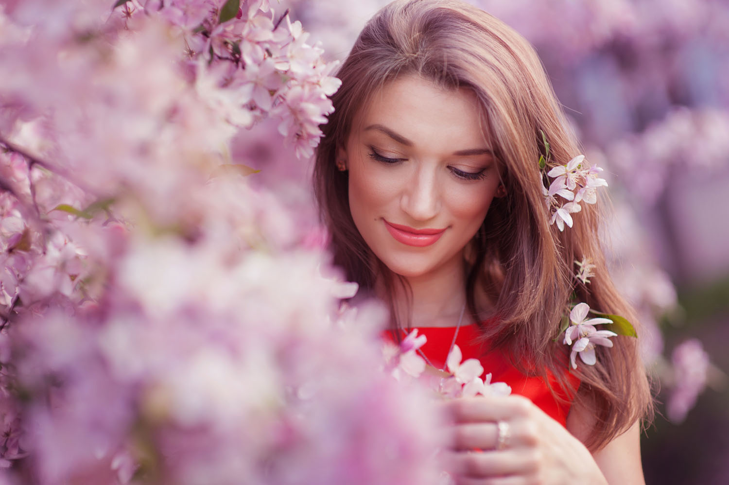 SS 587207558, Woman in Spring Flowers