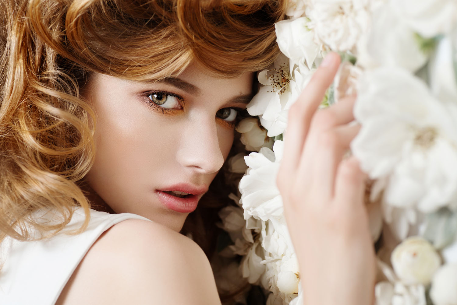 SS 312559364 Woman & April Flowers